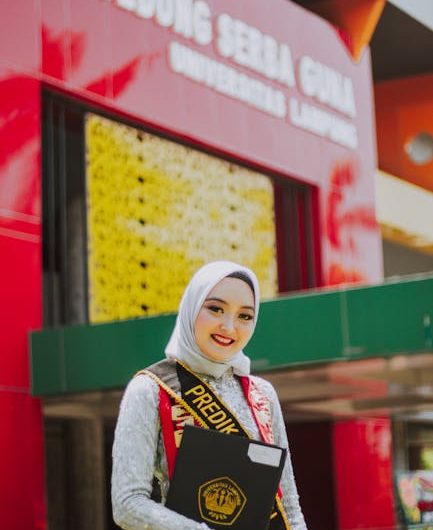 Купить диплом фармацевта в Микуне